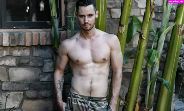 Danbenson OnlyFans Thumbnail #JrTlHqeDFU