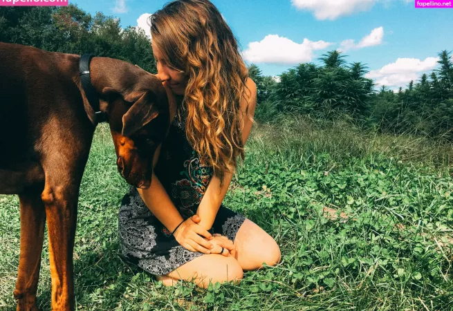 Danceincannabis OnlyFans Thumbnail #8QWxEwt6Ad