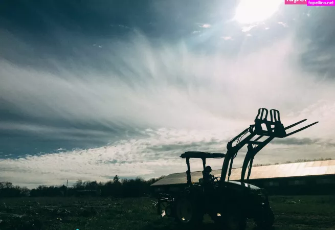 Danceincannabis OnlyFans Thumbnail #RkiFM1QEcY