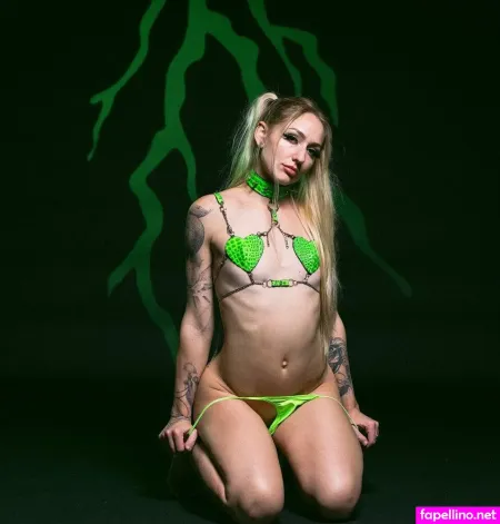 Dancezora OnlyFans Thumbnail #9IM9NrDs6m