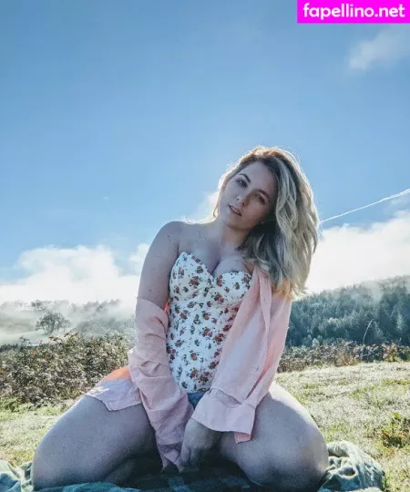 Dancingkitten OnlyFans Thumbnail #EGzjmChuCU