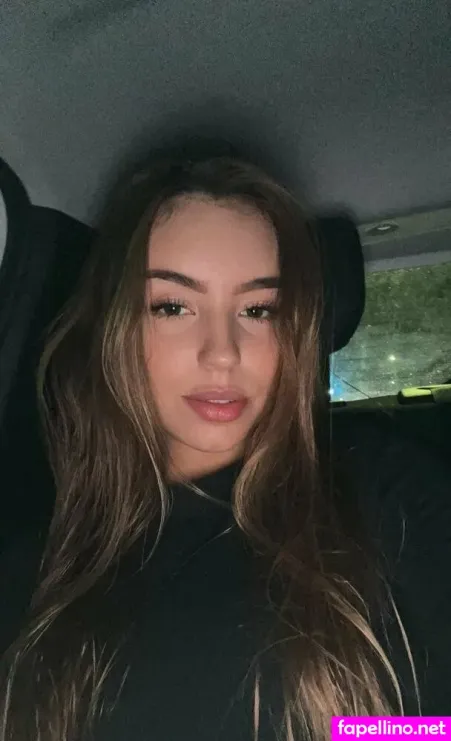 Dandara Schmidt OnlyFans Thumbnail #MpvtrTGcny