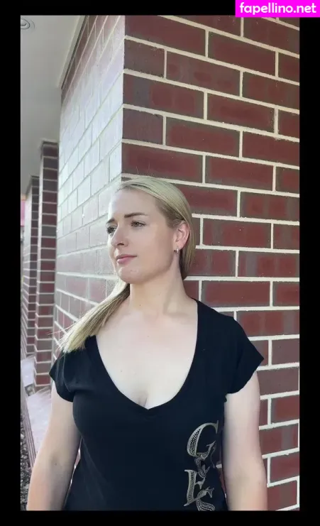 Dani Dabello OnlyFans Thumbnail #DeOEt8EveE