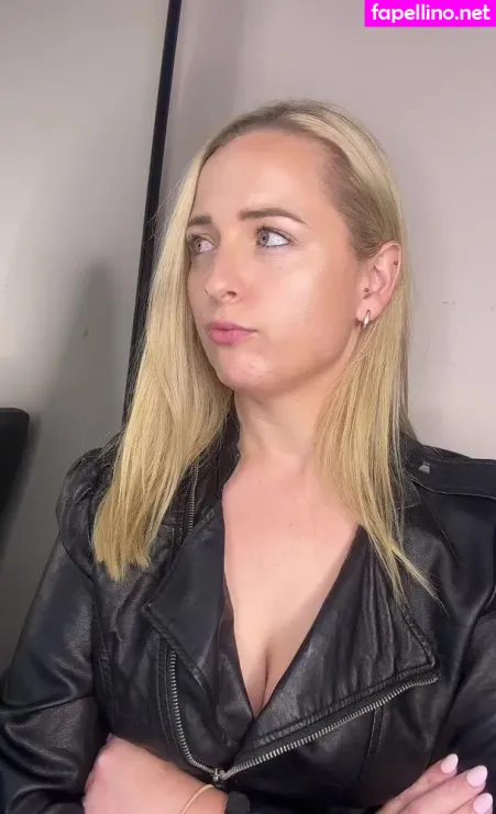 Dani Dabello OnlyFans Thumbnail #HC7D4f2xm9