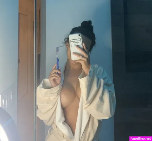 Dani Lanio 1 OnlyFans Thumbnail #lrgWifIYBZ