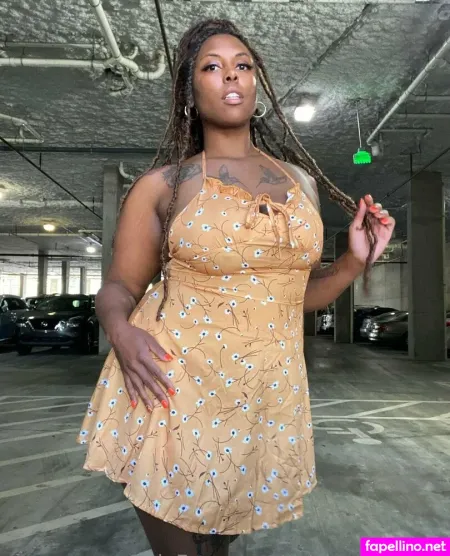 Dani Nopanties OnlyFans Thumbnail #UReZIK9yao