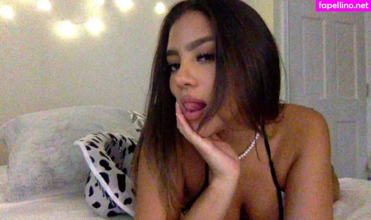 Dani3lah OnlyFans Thumbnail #ZdKCLIryMK