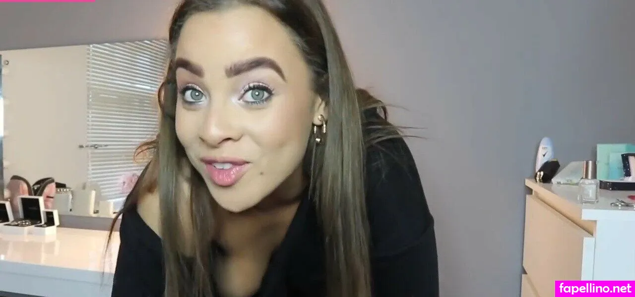 _danicataylor, xoxoglitter Nude Leaked OnlyFans Photo #pyZ6u6wnP3