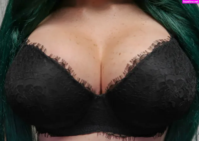 Danidoreen OnlyFans Thumbnail #zARIDGJ2Hm