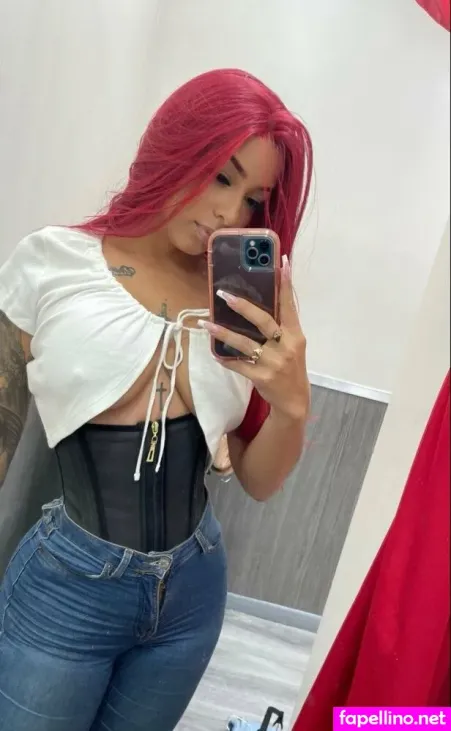 Danieelatina OnlyFans Thumbnail #5d3wL5zAaM