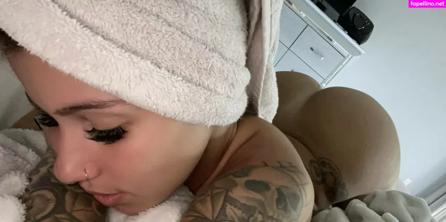 Daniela Andrea OnlyFans Thumbnail #YxHL6A69pj