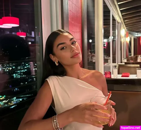 Daniela Aponte OnlyFans Thumbnail #9kI8FQlomo