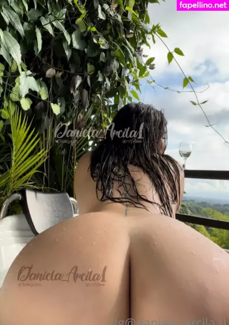 Daniela Arcila1 OnlyFans Thumbnail #3hi8tuampj