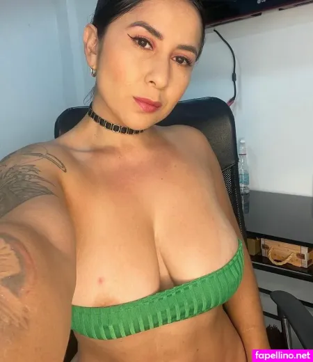 Daniela Benitez OnlyFans Thumbnail #V2O1tKx8wG