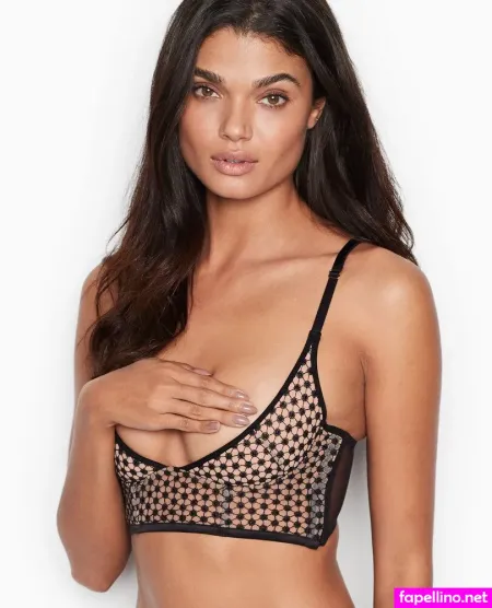 Daniela Braga OnlyFans Thumbnail #BloqtqtA2h