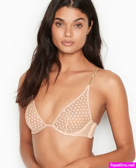 Daniela Braga OnlyFans Thumbnail #MmUMgFDfqo