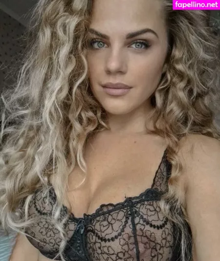 Daniela Frankova OnlyFans Thumbnail #EL53tlJxig