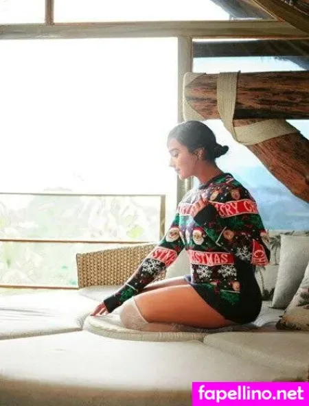 Daniela Gaviria OnlyFans Thumbnail #IGuAOznUt1