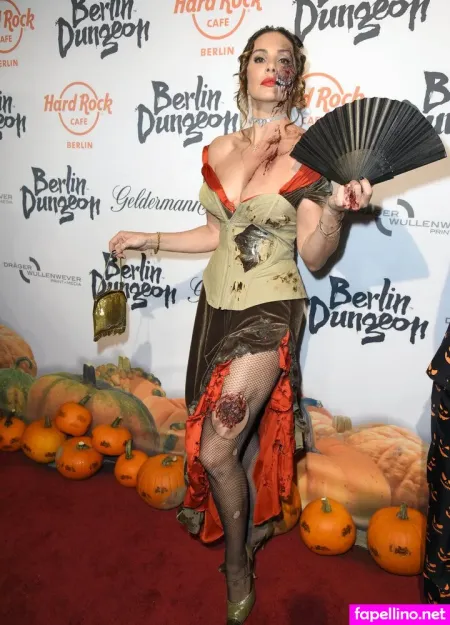 Daniela Michalski OnlyFans Thumbnail #81sB0U0tU8