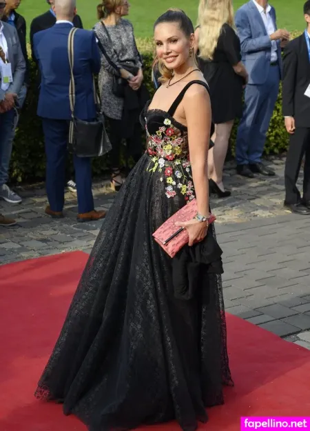 Daniela Michalski OnlyFans Thumbnail #r6Bf4OkenF