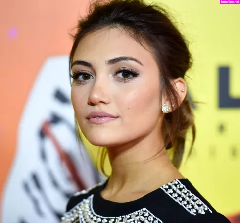 Daniela Nieves OnlyFans Thumbnail #YlLNUDQwQ6