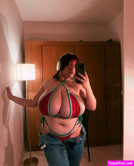 Daniela Of21 Main Profile Photo