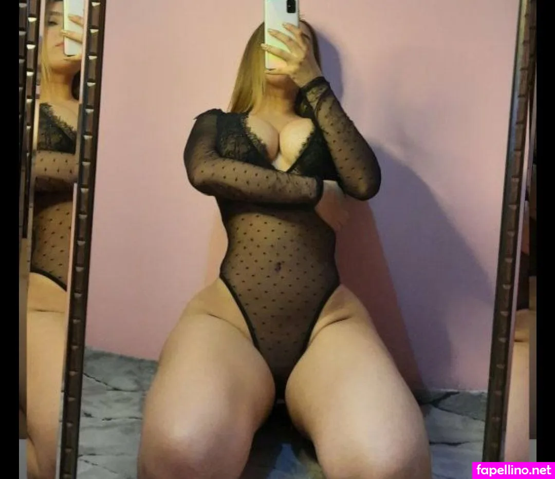 h.h.w.11, x.f.h.11_ Nude Leaked OnlyFans Photo #7kUwMQjCST