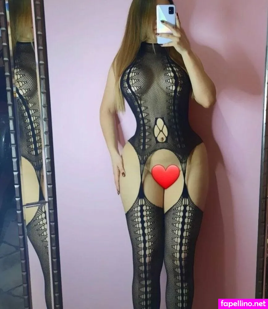 h.h.w.11, x.f.h.11_ Nude Leaked OnlyFans Photo #VrWLYXb1pn