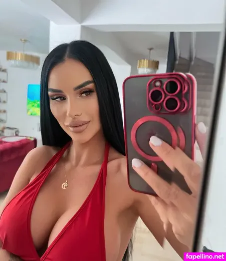 Danielacru OnlyFans Thumbnail #GRDHgxEwlA