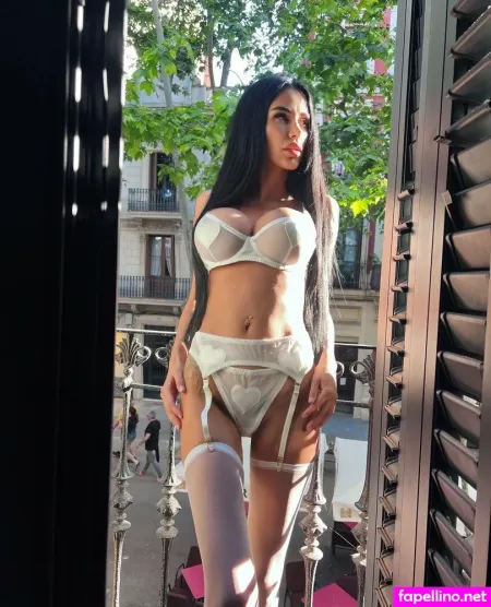 Danielacru OnlyFans Thumbnail #UfA25t8YHd