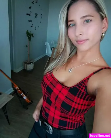 Danielaoficial18 OnlyFans Thumbnail #mB5m46K3w1