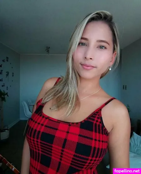 Danielaoficial18 OnlyFans Thumbnail #vRrk3RQ5Re