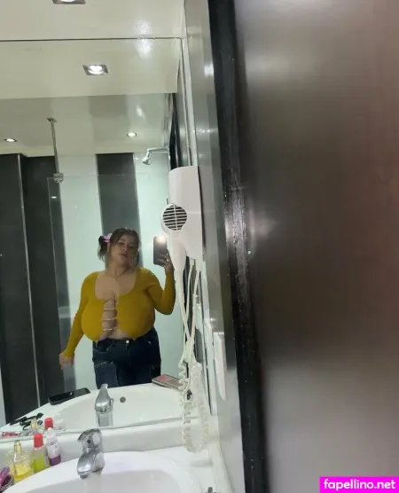 Danielapereiraof21 OnlyFans Thumbnail #arAuLS57Fi