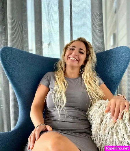 Daniele Gates OnlyFans Thumbnail #fu4u82Dine