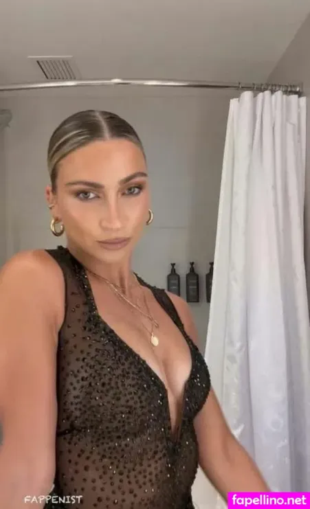 Daniella Karagach OnlyFans Thumbnail #XVWDJ08cYE