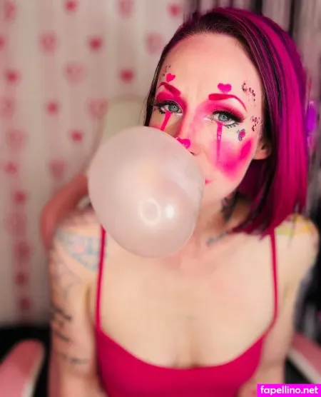 Daniellapinkdream333 OnlyFans Thumbnail #W7vmUsrrT8