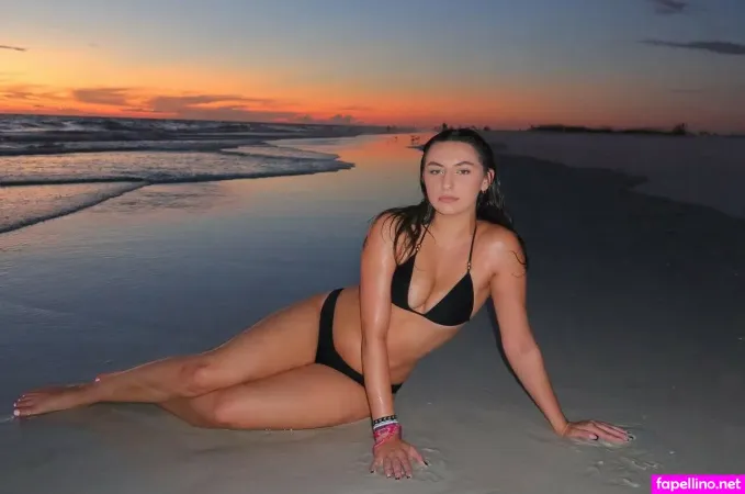 Danielle Ascari OnlyFans Thumbnail #IwpQOi2Vz2