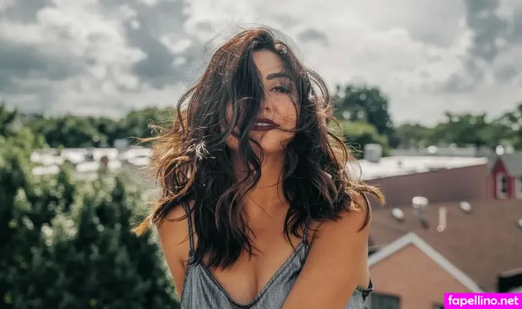 Danielle Baez OnlyFans Thumbnail #0QD5UdPPBN