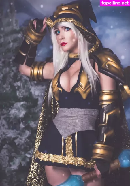 Danielle Beaulieu OnlyFans Thumbnail #qjsiObsv4Q