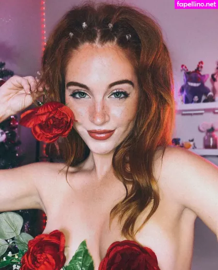 Danielle Boker OnlyFans Thumbnail #egXmwC9cKV