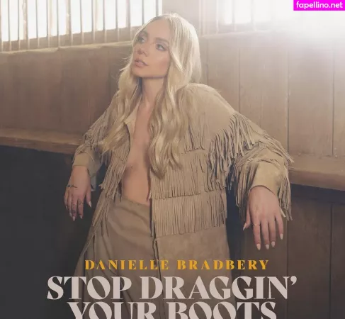 Danielle Bradbery OnlyFans Thumbnail #CFil4ECAOj