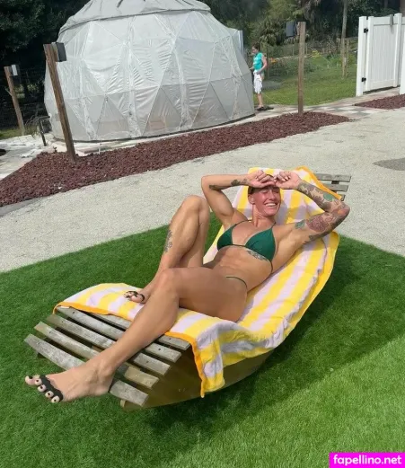 Danielle Brandon OnlyFans Thumbnail #6lygaqAaxD