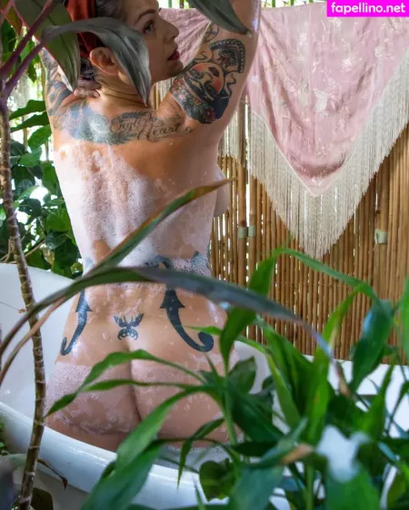 Danielle Colby OnlyFans Thumbnail #E5STbHjJaE
