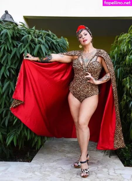 Danielle Colby OnlyFans Thumbnail #a6Mp6EwqSX