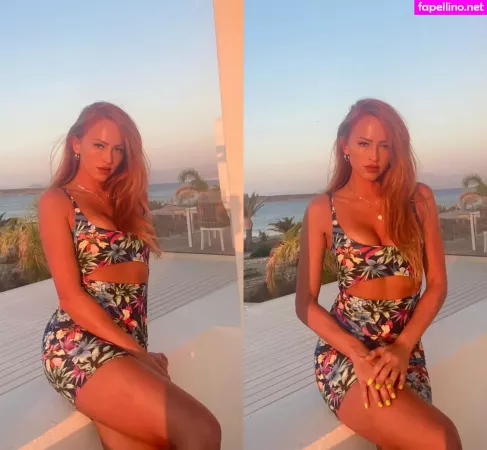 Danielle Moinet OnlyFans Thumbnail #8jBQ98jT7E