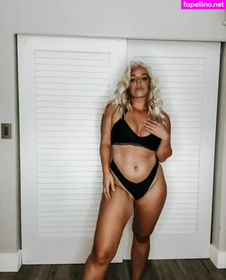 Danielle Nickerson OnlyFans Thumbnail #MWpIJeAMM7