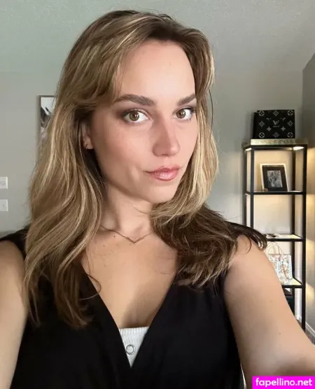 Danielle Raven OnlyFans Thumbnail #1PN9efl4Ff