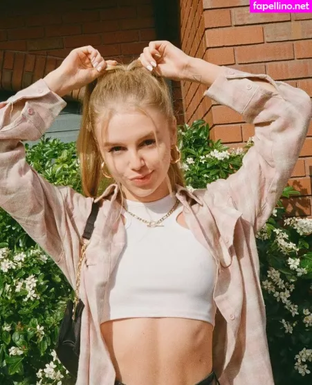 Danielle Shayes OnlyFans Thumbnail #1ievBckvht