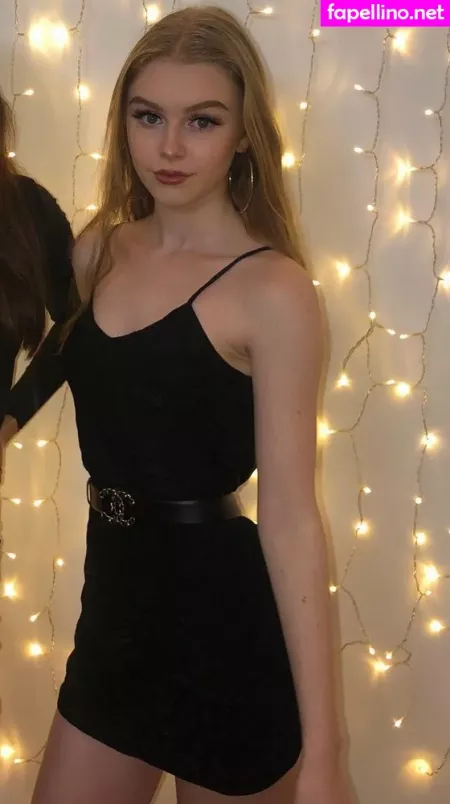 Danielle Shayes OnlyFans Thumbnail #2SE3yktz4A