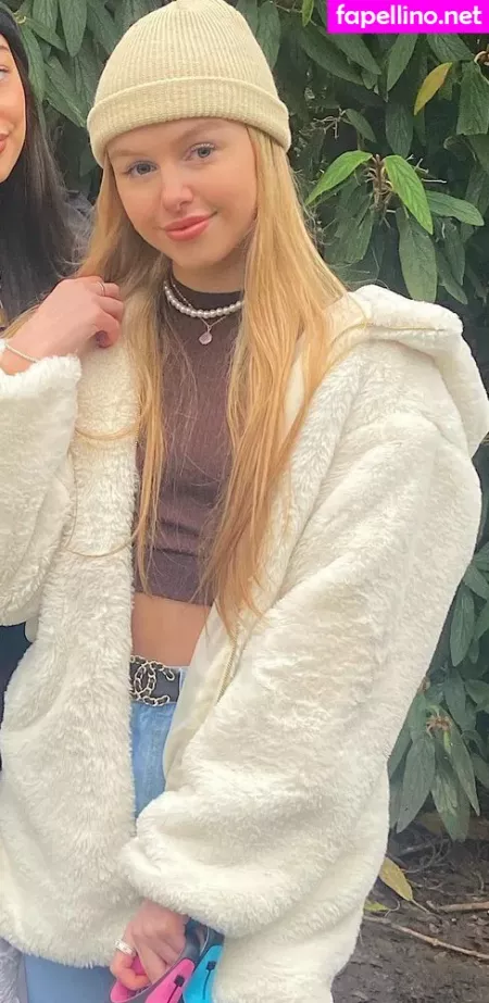 Danielle Shayes OnlyFans Thumbnail #ouvUWAbIlG